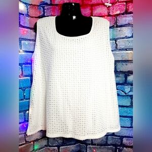Elegant White Fully Lined Sleeveless Top 2X